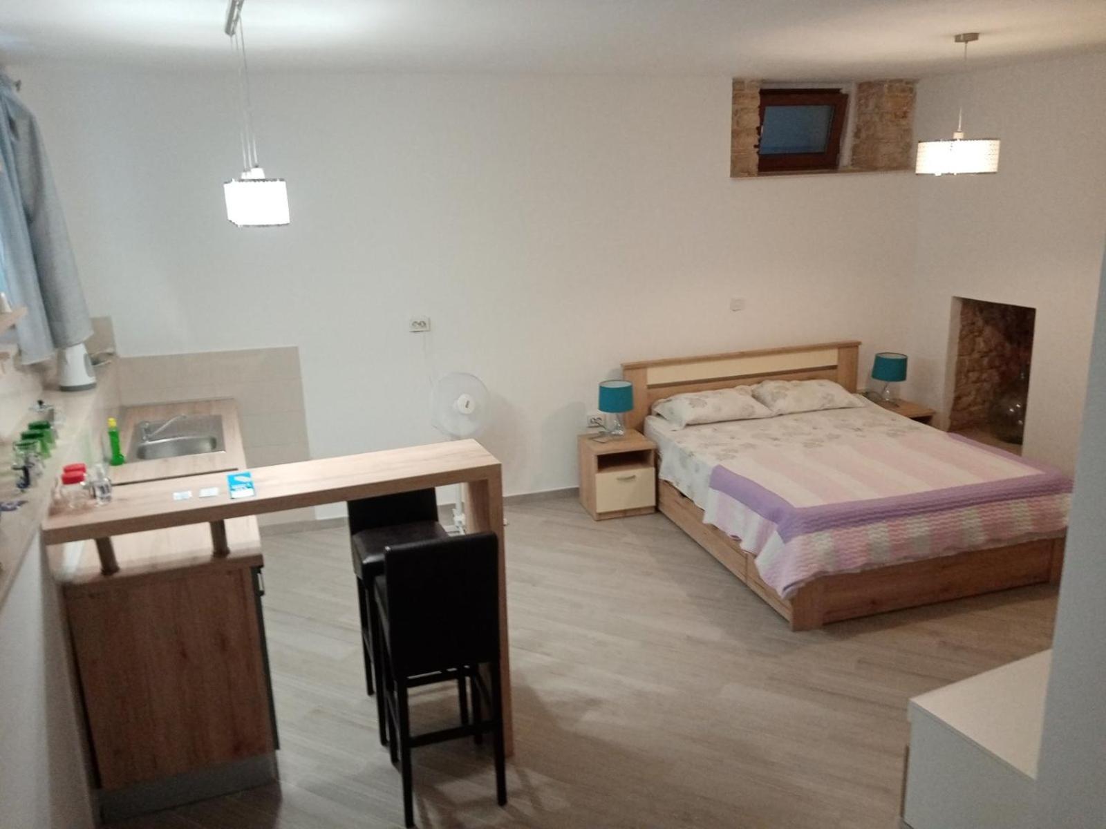 Apartment Elena Bale Quarto foto